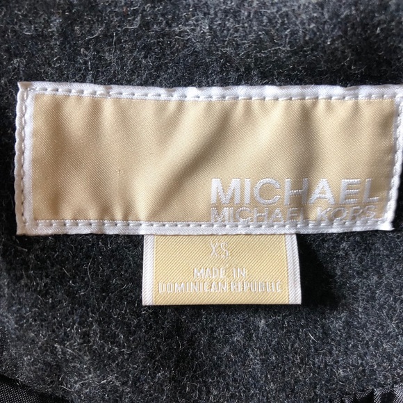 Michael kors wool peacoat. - Picture 4 of 5